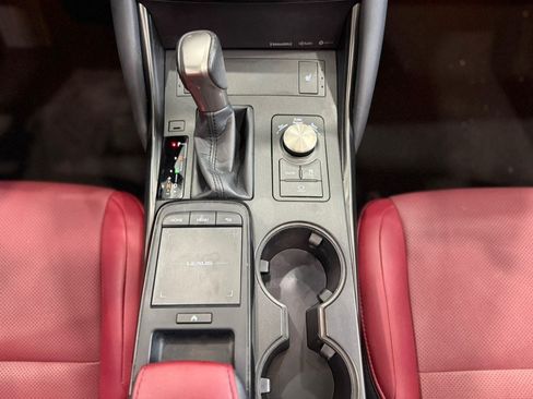 Used 2024 Lexus IS 350 F Sport RWD image 27