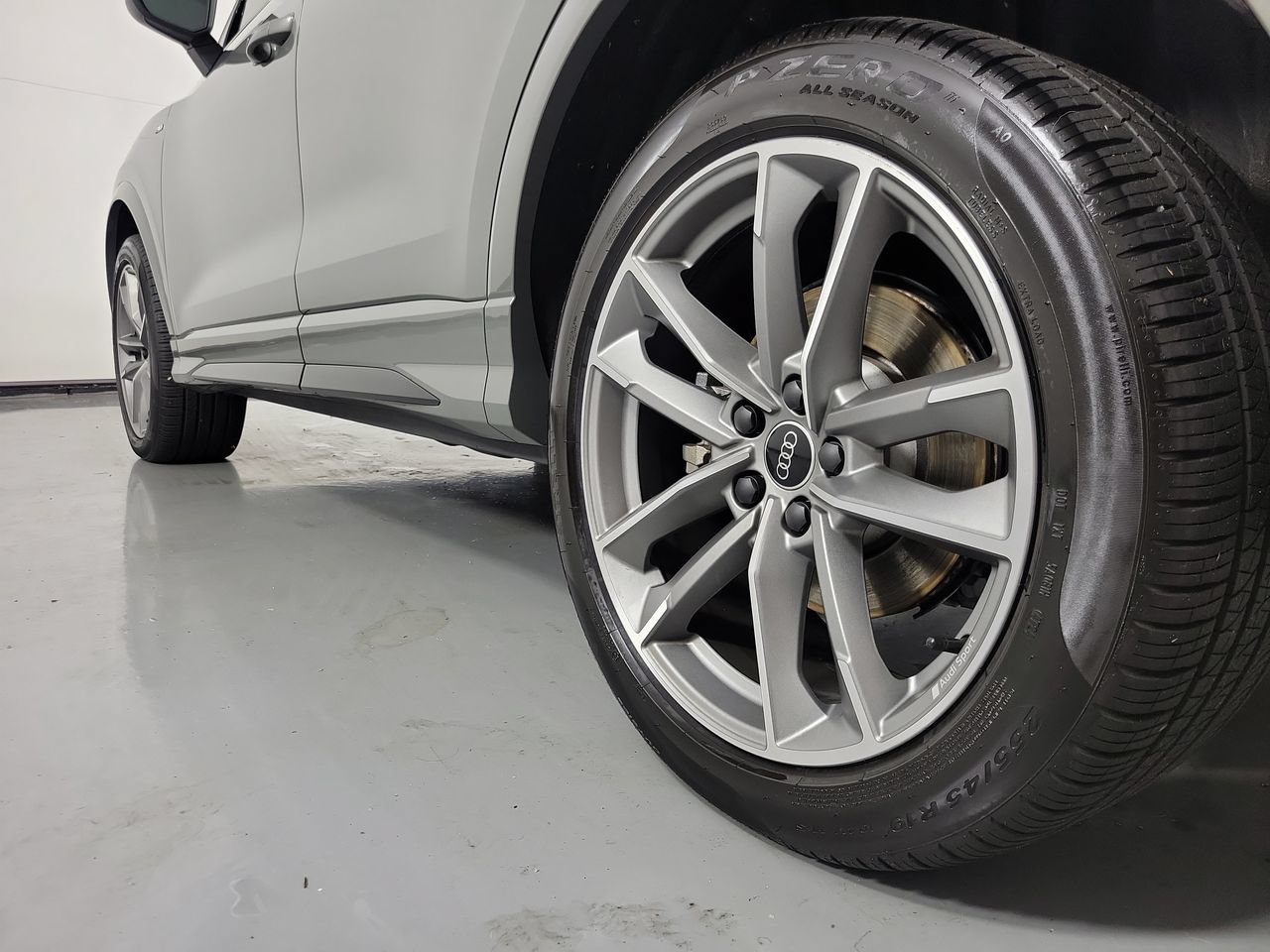 Used 2025 Audi Q3 2.0T Premium AWD/4WD image 10