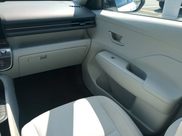 Used 2026 Hyundai Kona SEL Sport FWD image 16