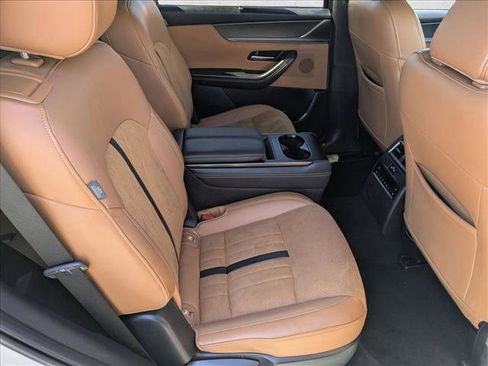 Used 2025 MAZDA CX-90 3.3 Turbo S w/ Premium Plus AWD/4WD image 23