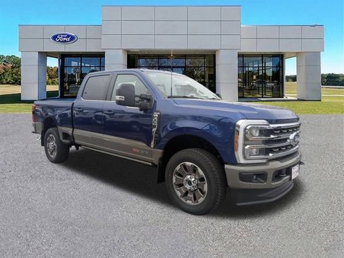 New 2026 Ford F350 King Ranch w/ FX4 Off-Road Package AWD/4WD image 2