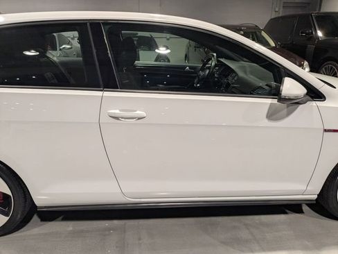 Used 2016 Volkswagen GTI S FWD image 11