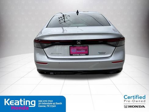 Used 2024 Honda Accord Touring image 8
