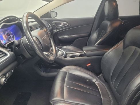 Used 2015 Chrysler 200 C FWD image 17