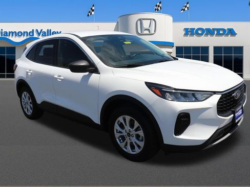 Used 2024 Ford Escape Active FWD image 1