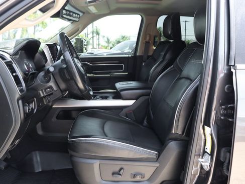 Used 2022 RAM 2500 Laramie AWD/4WD image 16