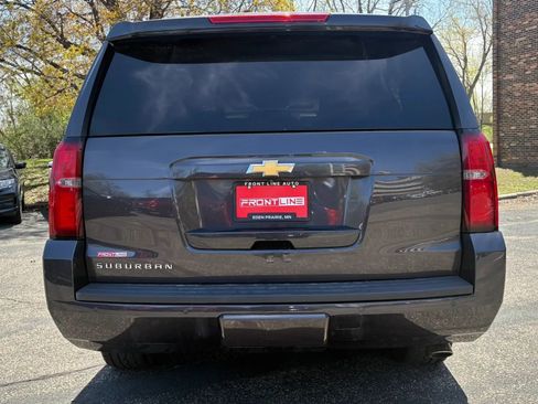 Used 2018 Chevrolet Suburban LT w/ LT Signature Package AWD/4WD image 8