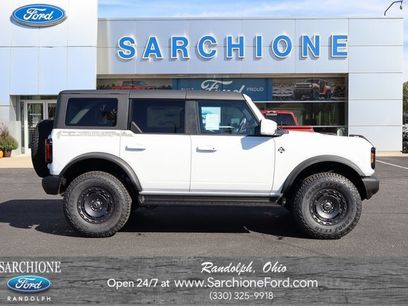 New 2025 Ford Bronco Outer Banks w/ Sasquatch Package