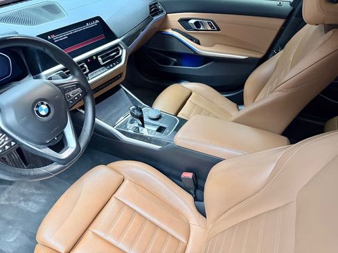 Used 2021 BMW 330i xDrive Sedan w/ Executive Package AWD/4WD image 9