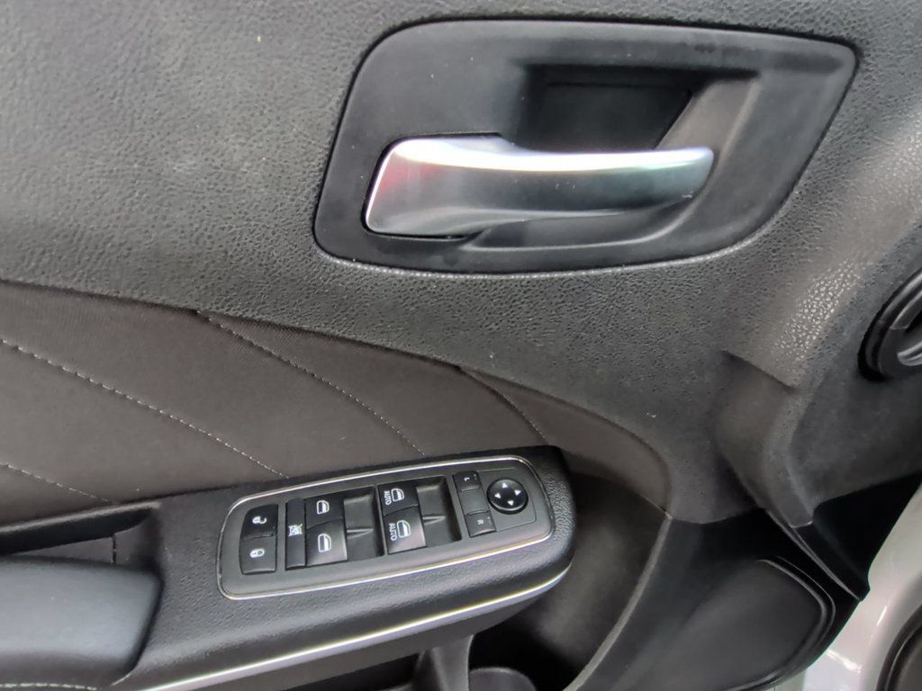 Used 2021 Dodge Charger R/T RWD image 12
