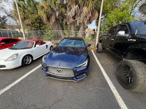 Used 2017 INFINITI Q60 3.0t w/ Premium Plus Package 3.0T RWD image 1