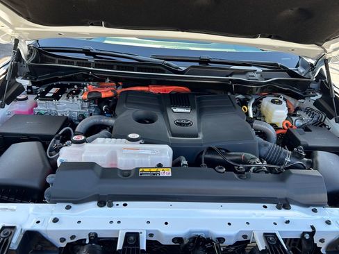 Used 2024 Toyota Tundra 1794 Edition image 29