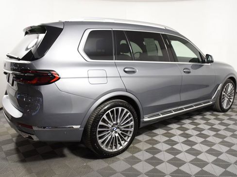 Used 2024 BMW X7 xDrive40i w/ Premium Package AWD/4WD image 7