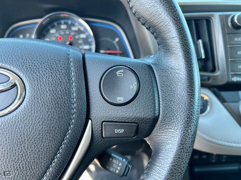 Used 2014 Toyota RAV4 Limited image 13