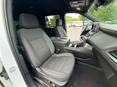 Used 2023 Chevrolet Tahoe LS AWD/4WD image 30