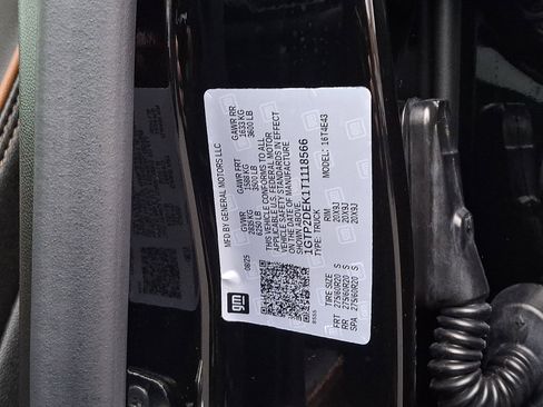 Used 2026 GMC Canyon AT4 w/ Nightfall Essentials Package image 26