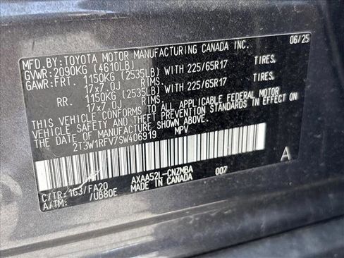 Certified 2025 Toyota RAV4 XLE FWD image 25
