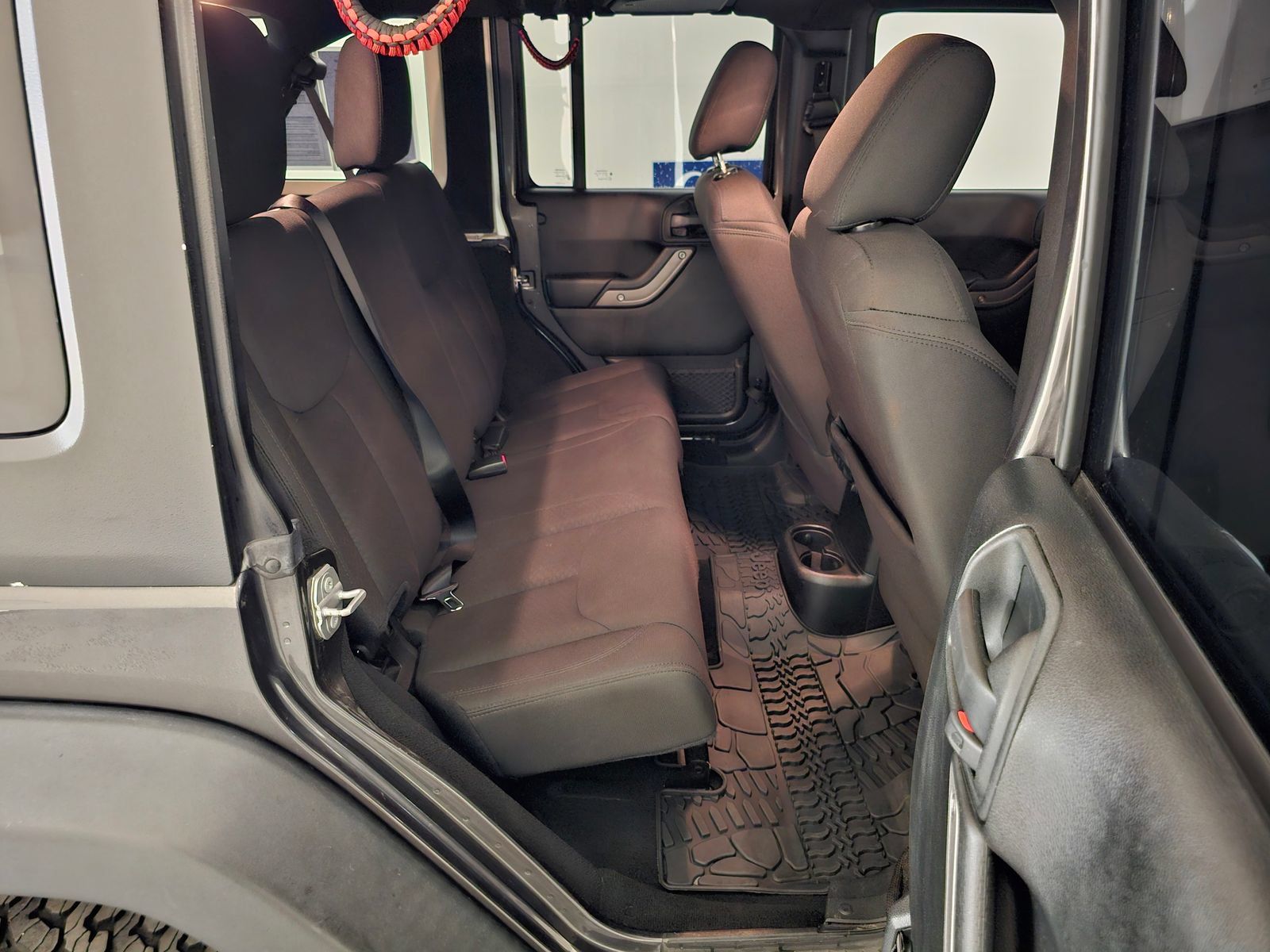 Used 2017 Jeep Wrangler Unlimited Sport w/ Quick Order Package 24S AWD/4WD image 25