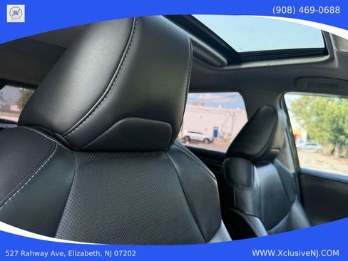 Used 2019 Toyota RAV4 Limited image 21