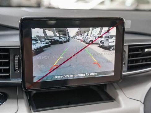 New 2024 Ford Explorer XLT w/ Equipment Group 202A image 25