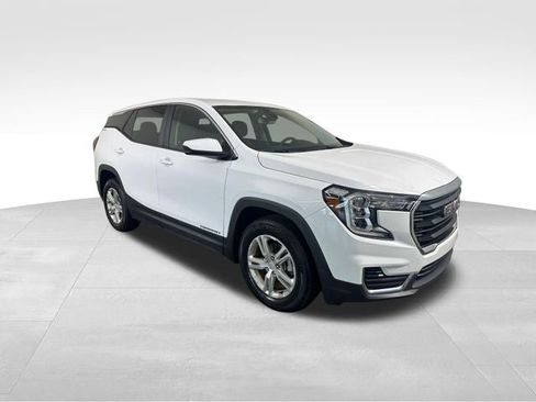 Used 2022 GMC Terrain SLE FWD image 8