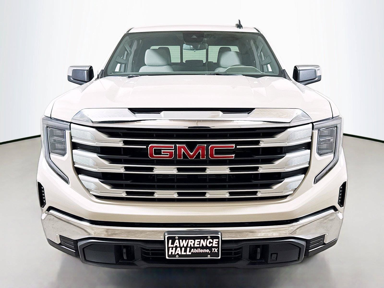 New 2026 GMC Sierra 1500 SLE AWD/4WD image 2