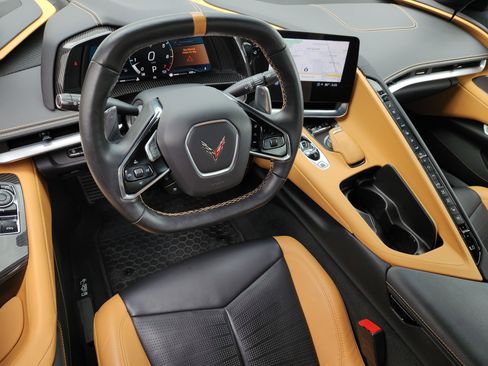 Used 2021 Chevrolet Corvette Stingray Preferred Cpe w/ Z51 Performance Package RWD image 27
