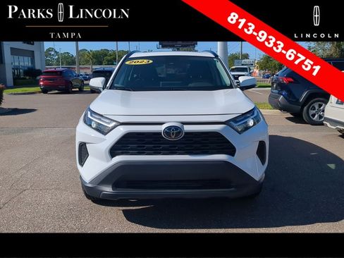 Used 2023 Toyota RAV4 XLE w/ Convenience Package FWD image 2