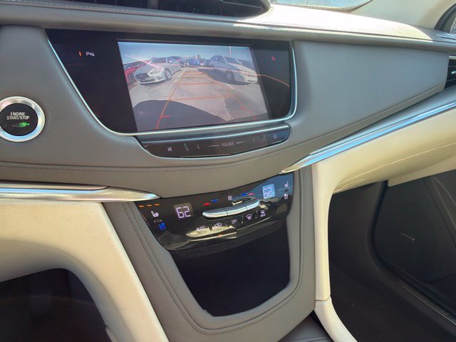 Used 2017 Cadillac XT5 Premium Luxury FWD image 17