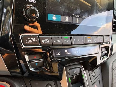 Used 2019 Honda Odyssey EX image 25