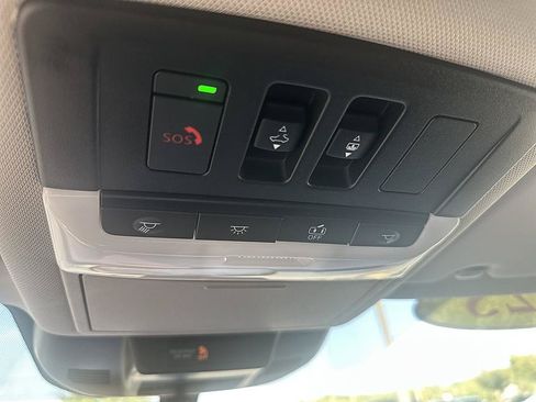 Certified 2023 Nissan Rogue SV w/ SV Premium B Package FWD image 30