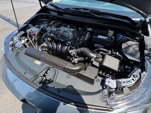 Used 2020 Toyota Corolla LE FWD image 29