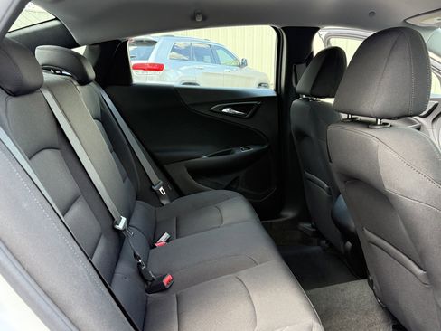 Used 2020 Chevrolet Malibu LS w/ Driver Confidence Package II image 18