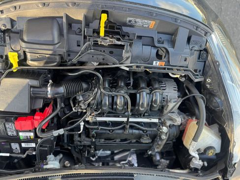 Used 2018 Ford Fiesta SE image 23