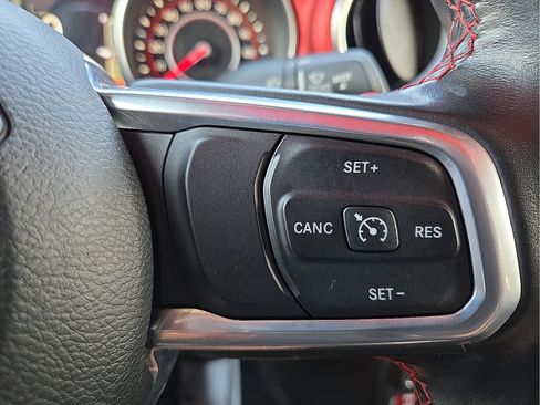 Used 2021 Jeep Wrangler Unlimited Rubicon image 18