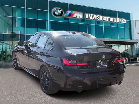 New 2026 BMW 330i Sedan w/ M Sport Package image 5