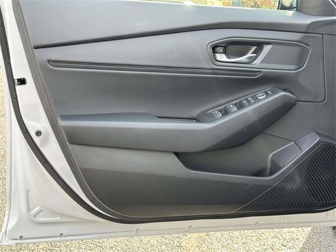 Certified 2025 Honda Accord SE image 14