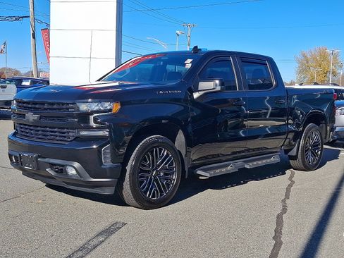Used 2021 Chevrolet Silverado 1500 RST image 3