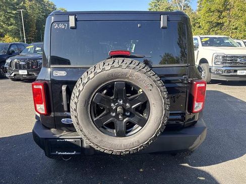 New 2025 Ford Bronco Big Bend image 3