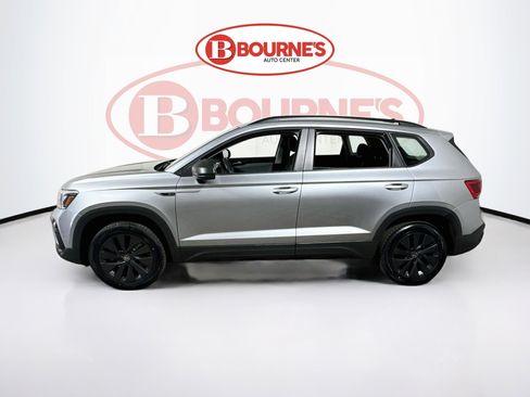 Used 2022 Volkswagen Taos S FWD image 6