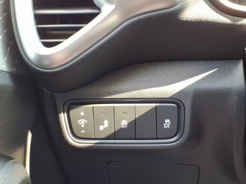 Used 2020 Kia Soul X-Line FWD image 27