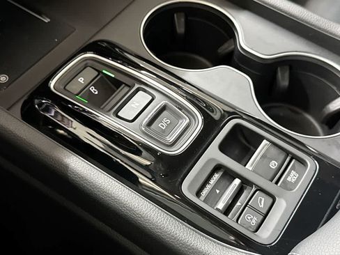 Used 2025 Honda Pilot EX-L image 20
