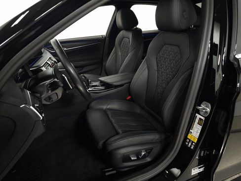 Used 2023 BMW 530i xDrive w/ Convenience Package image 17