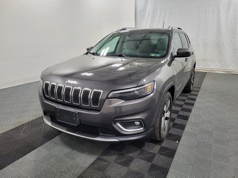Used 2019 Jeep Cherokee Limited w/ Luxury Group image 15