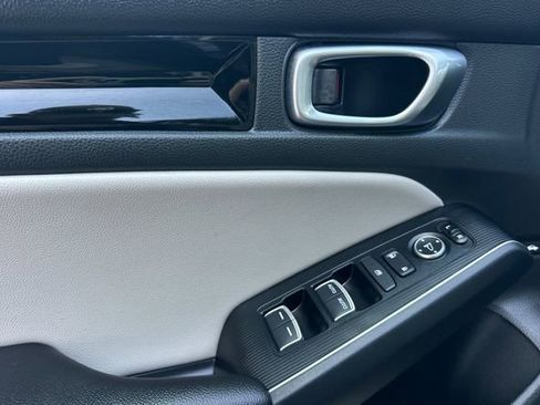 Certified 2023 Honda Civic Touring image 12