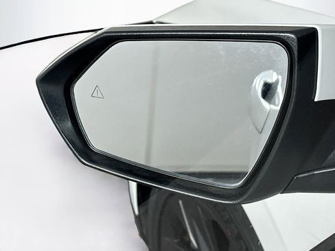 Used 2022 Hyundai Elantra SEL image 16