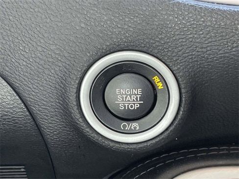 Used 2022 Dodge Challenger SXT w/ Blacktop Package image 21