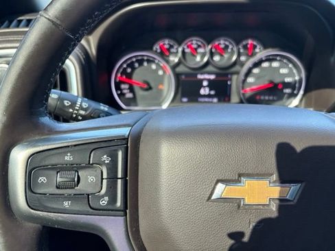 Used 2019 Chevrolet Silverado 1500 LT w/ Convenience Package AWD/4WD image 27