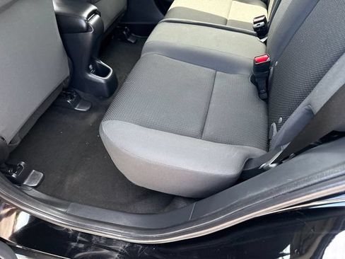 Used 2022 Honda HR-V LX image 17