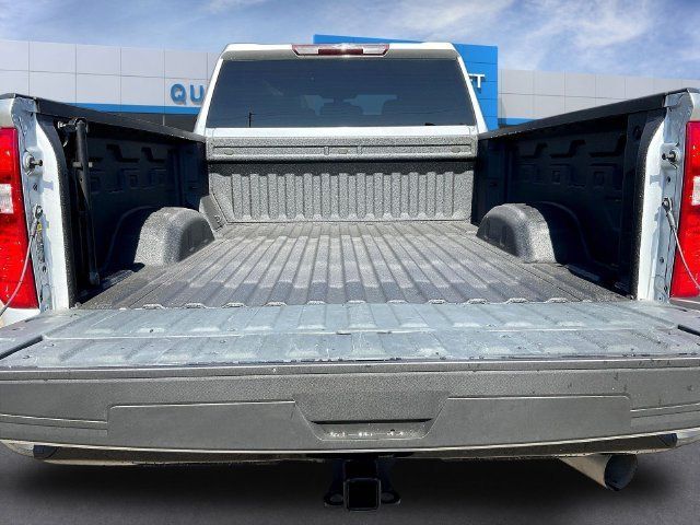 Certified 2022 Chevrolet Silverado 2500 Custom w/ Custom Value Package AWD/4WD image 9
